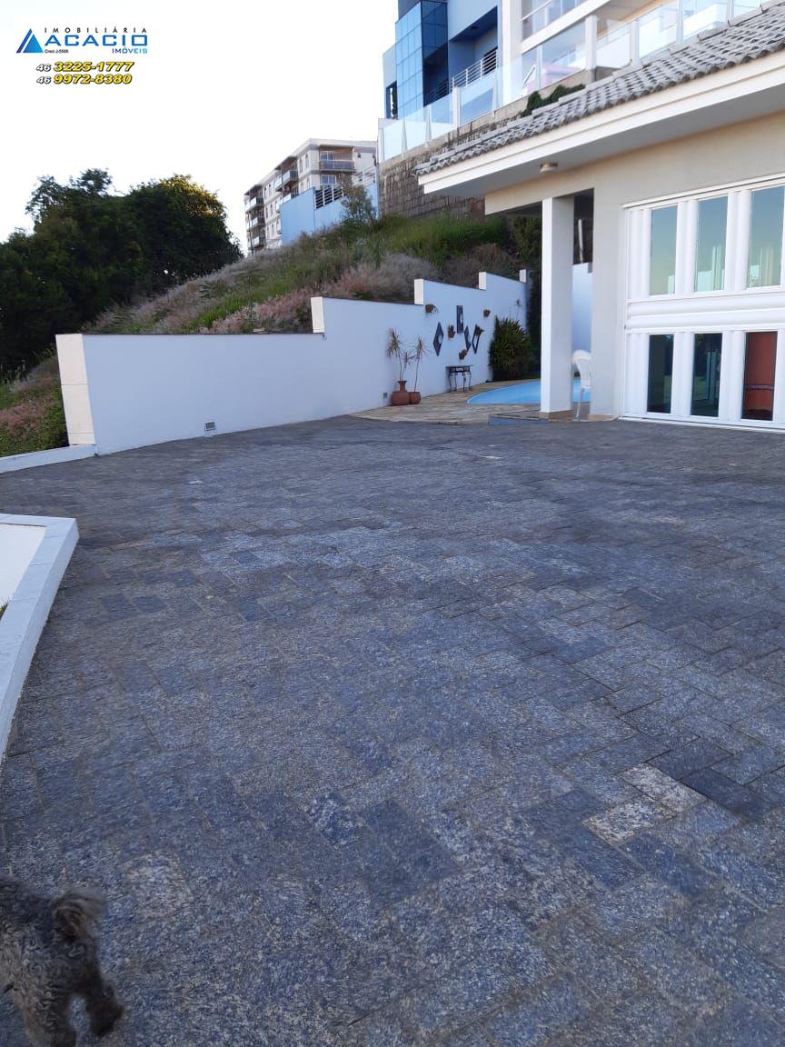 VENDE-SE CASA ALTO PADRÃO EM PATO BRANCO-PR