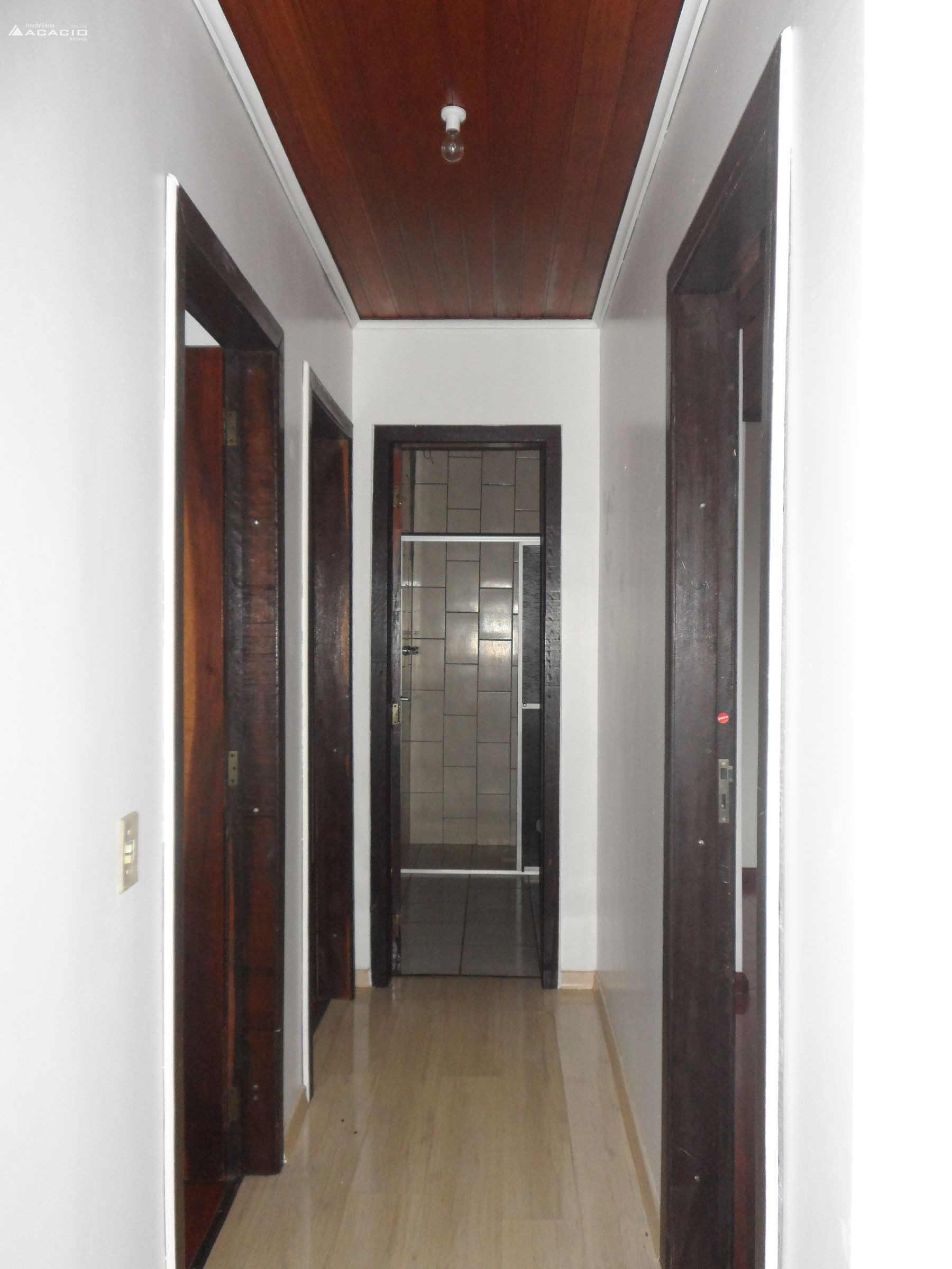 VENDE-SE CASA NO BAIRRO SÃO CRISTÓVÃO