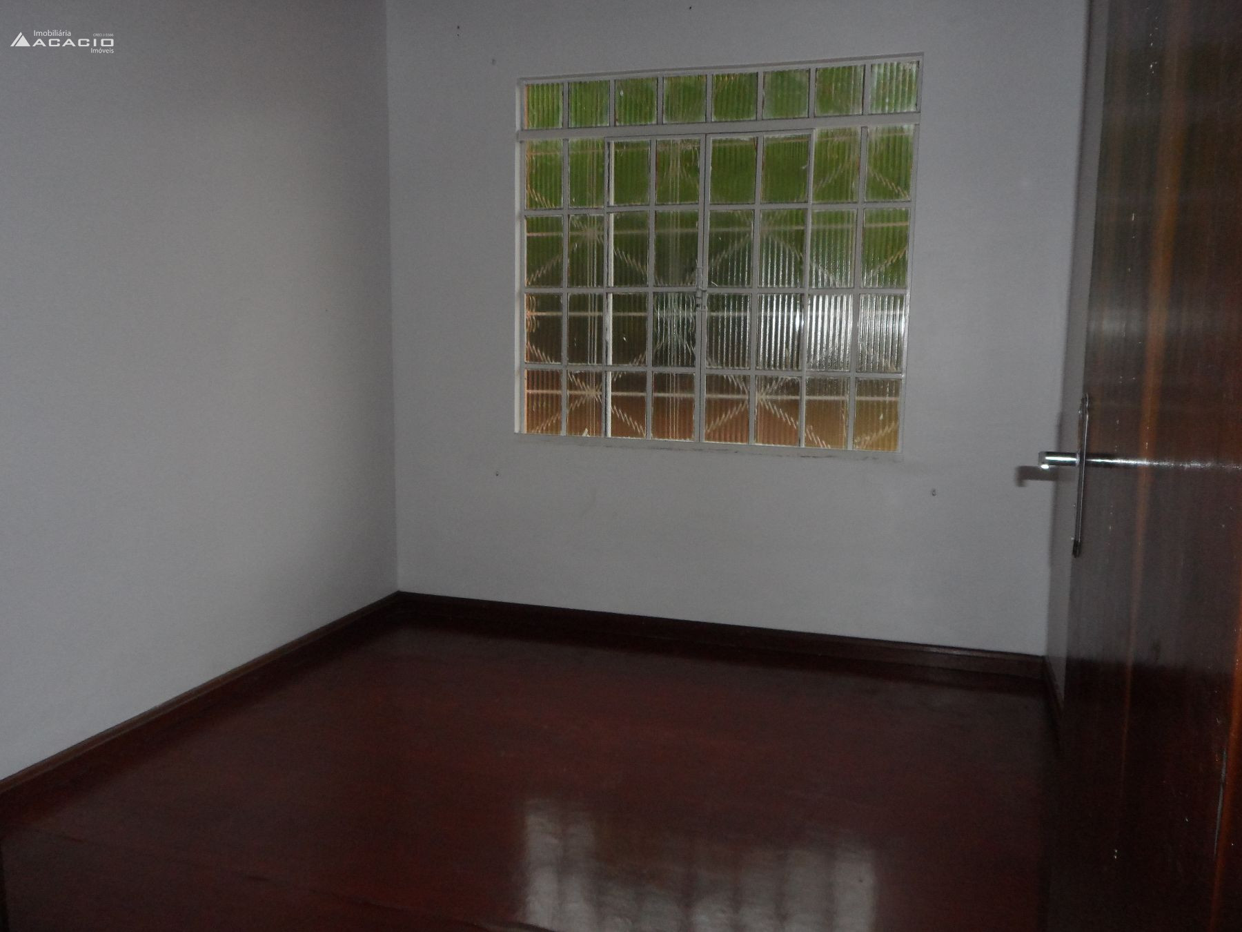 VENDE-SE CASA NO BAIRRO SÃO CRISTÓVÃO