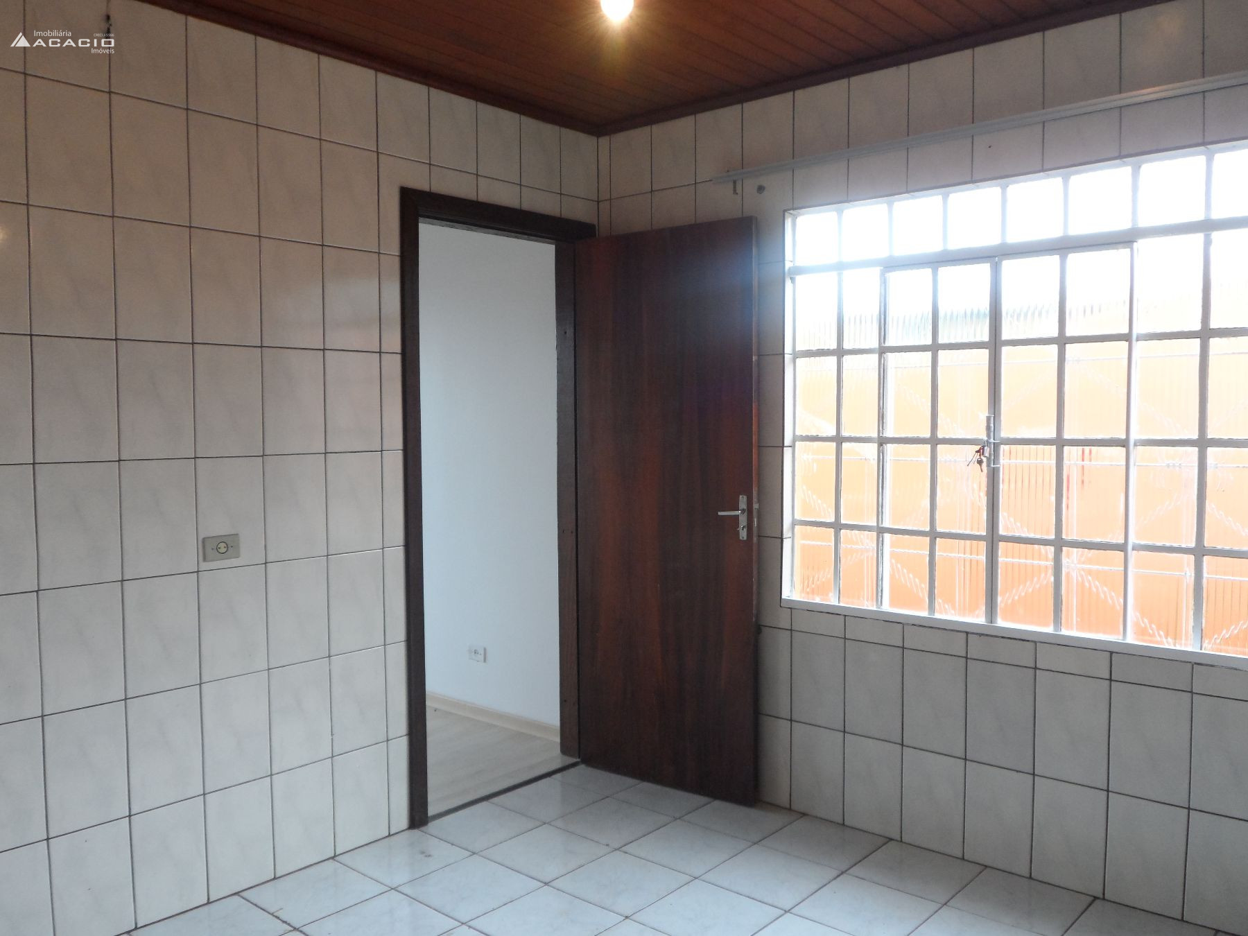 VENDE-SE CASA NO BAIRRO SÃO CRISTÓVÃO