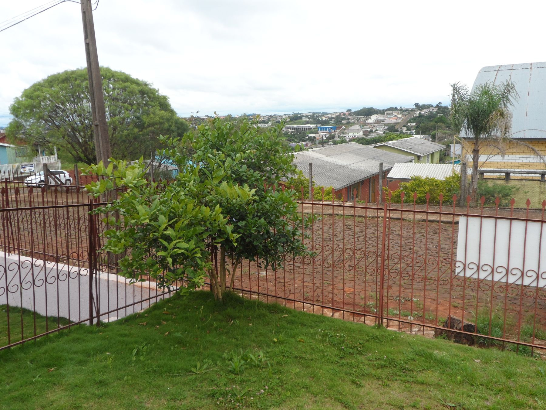 VENDE-SE CASA NO BAIRRO SÃO CRISTÓVÃO