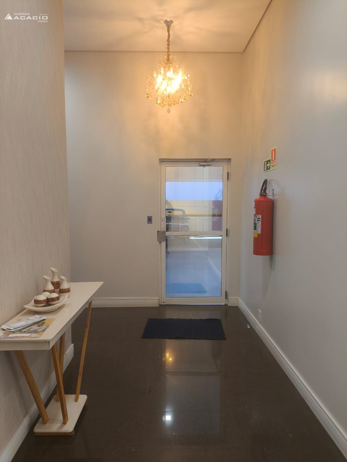 VENDE-SE APARTAMENTO NO BAIRRO LA SALLE