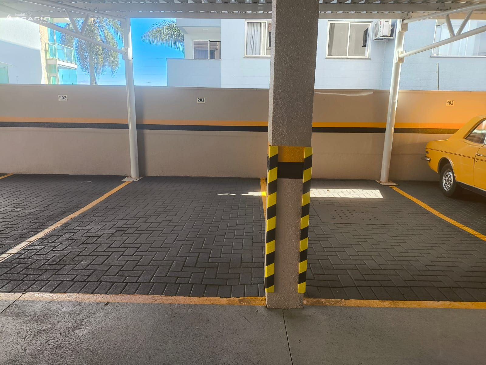 VENDE-SE APARTAMENTO NO BAIRRO LA SALLE