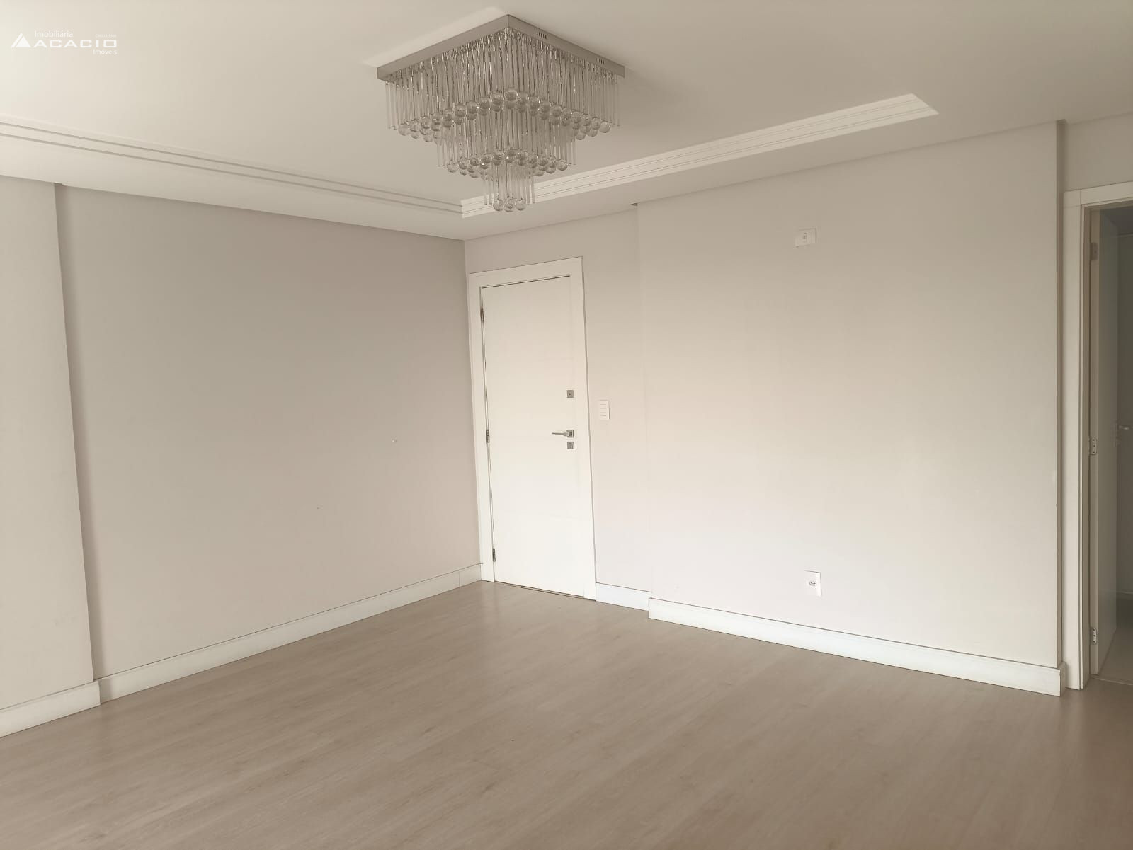 VENDE-SE APARTAMENTO NO BAIRRO LA SALLE