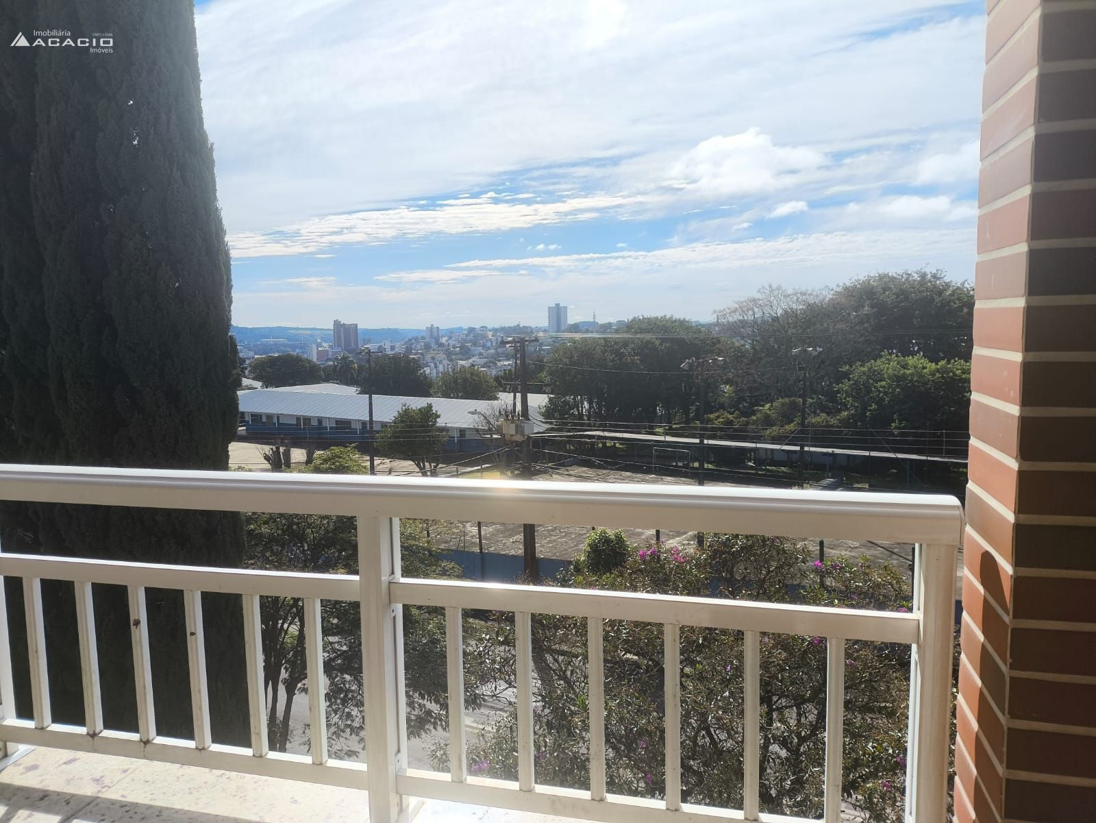 VENDE-SE APARTAMENTO NO BAIRRO LA SALLE