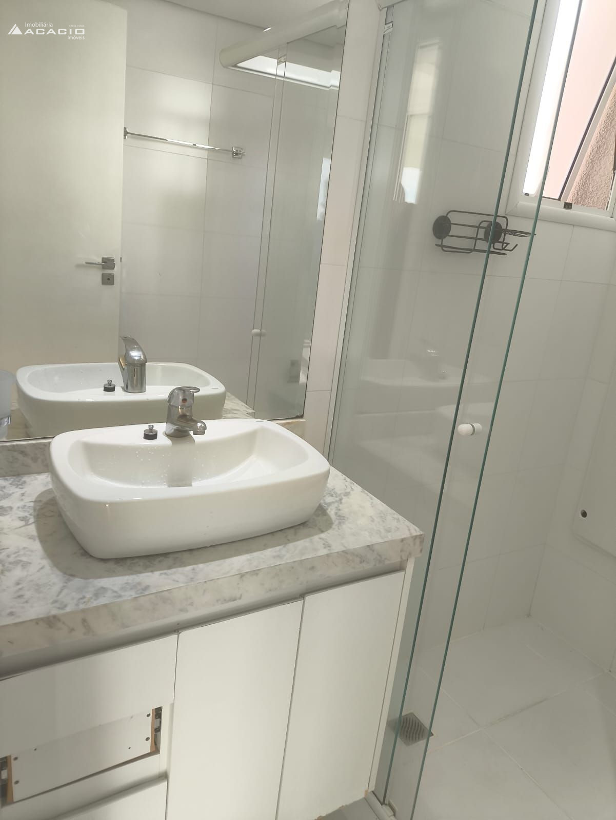 VENDE-SE APARTAMENTO NO BAIRRO LA SALLE