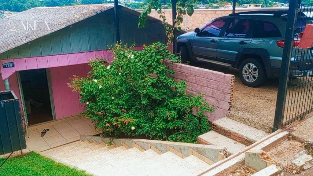 Vende-se Casa no Cristo Rei