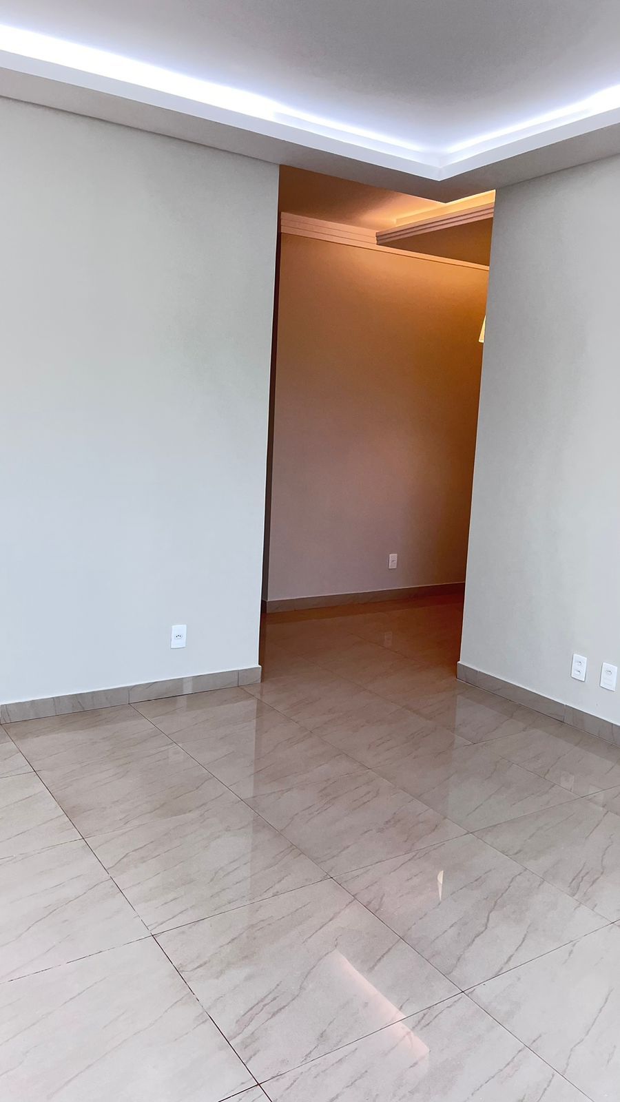 Apartamento 2 quartos, Jardim Inconfid?ncia.