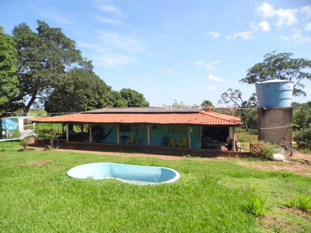 S?tio 3,22 alqueires com casa, 25 km Uberl?ndia MG.