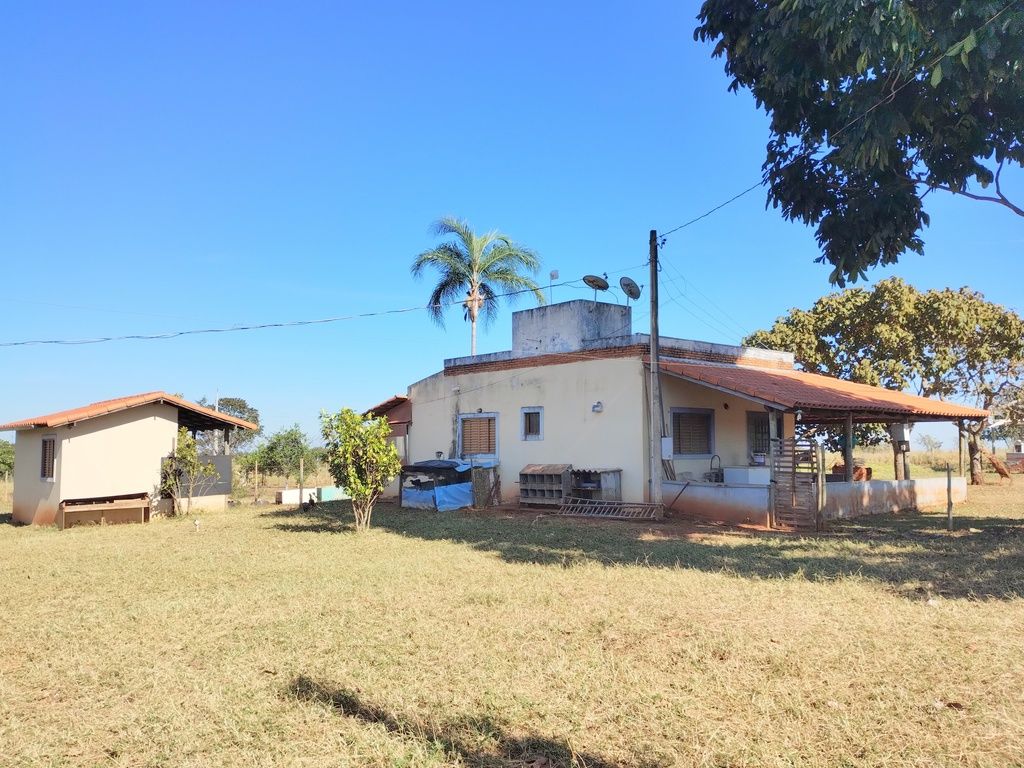 Sítio 2,60 alqueires, plano, Monte Alegre de Minas MG.