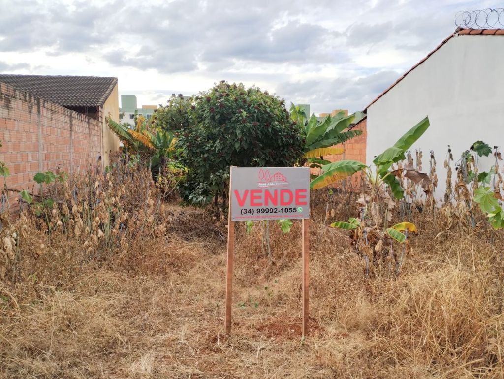 Terreno 250m², Jardim Europa.