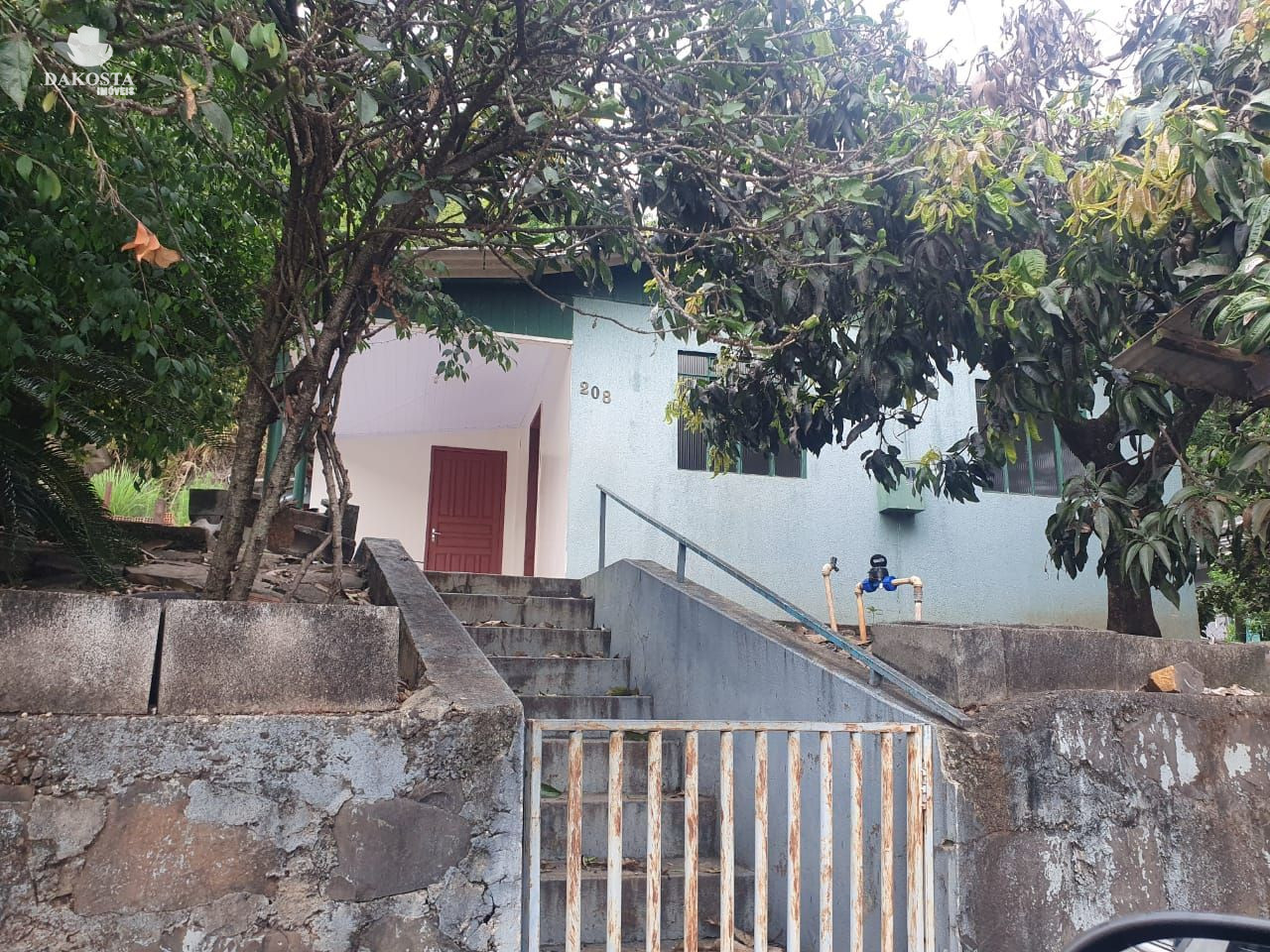 Casa com 106m² terreno grande, região alta Visão panorâmica 