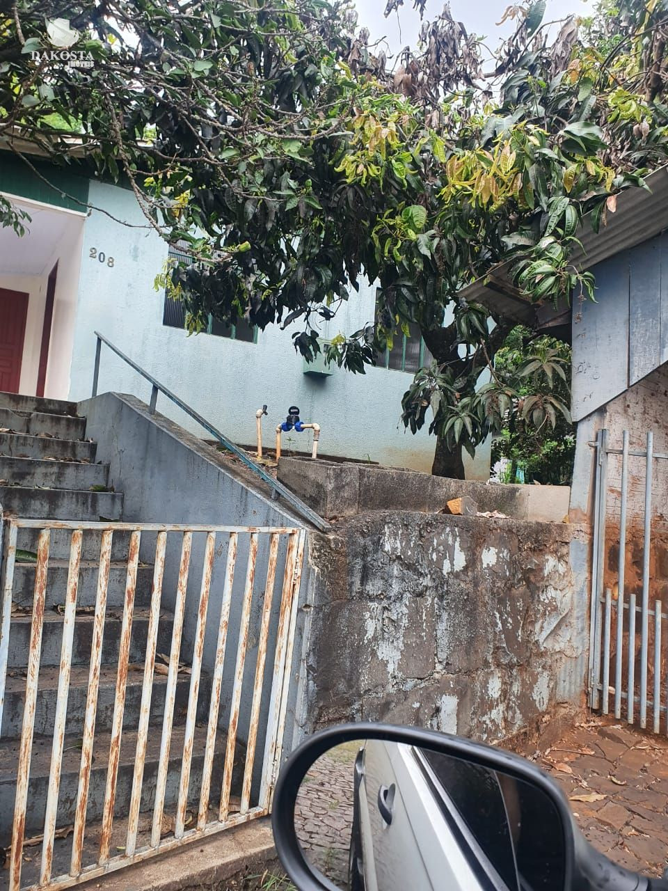 Casa com 106m² terreno grande, região alta Visão panorâmica 