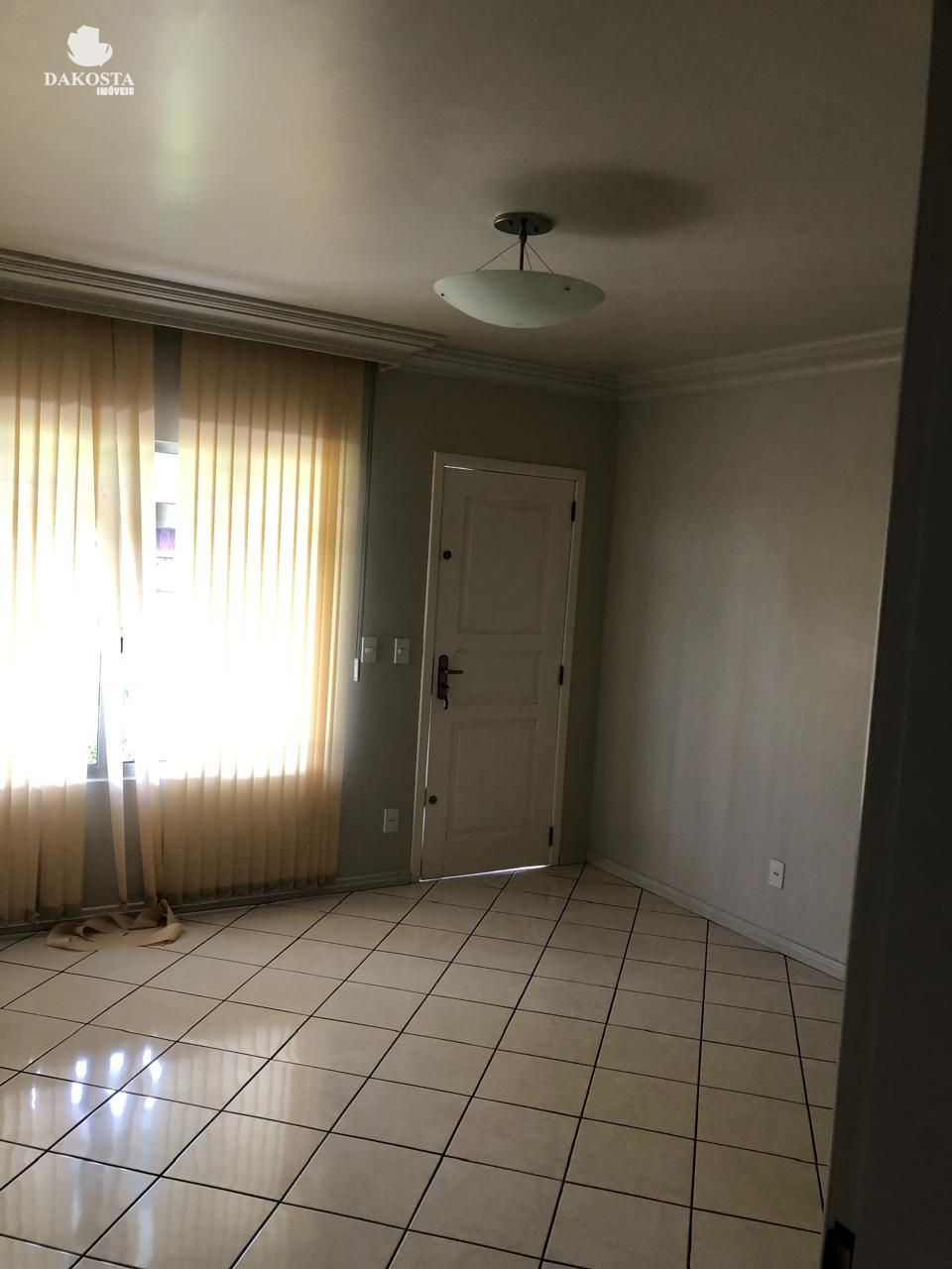 Terreno com 968 m com casa de 140m Localizao Maravilhosa