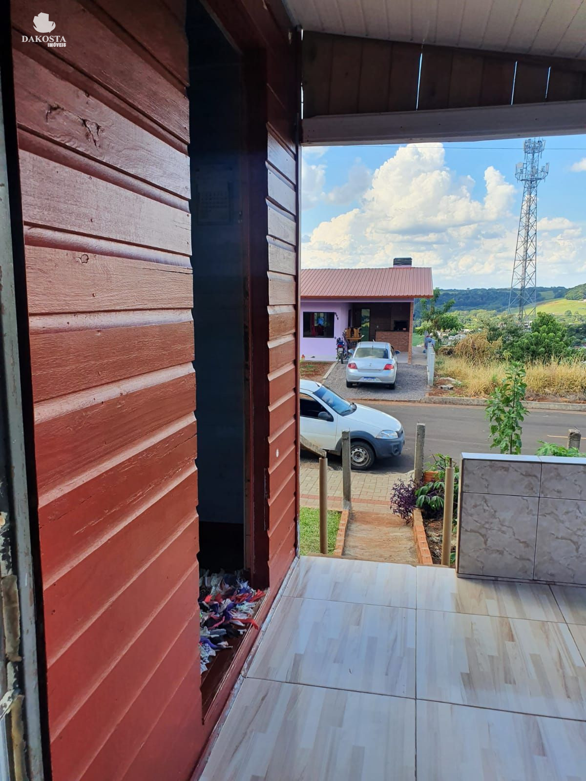 Casa mista com 80 m² e terreno com 220m²