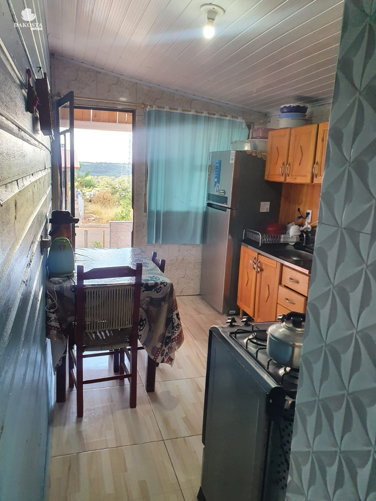 Casa mista com 80 m² e terreno com 220m²