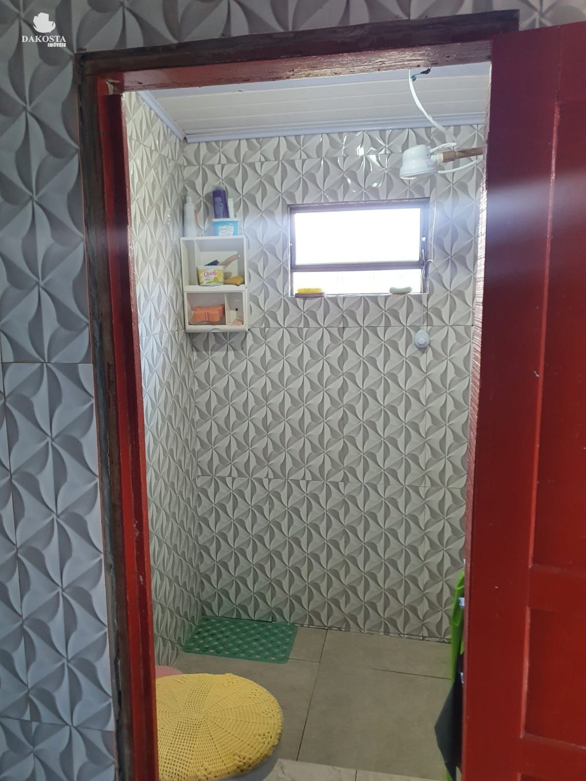 Casa mista com 80 m² e terreno com 220m²