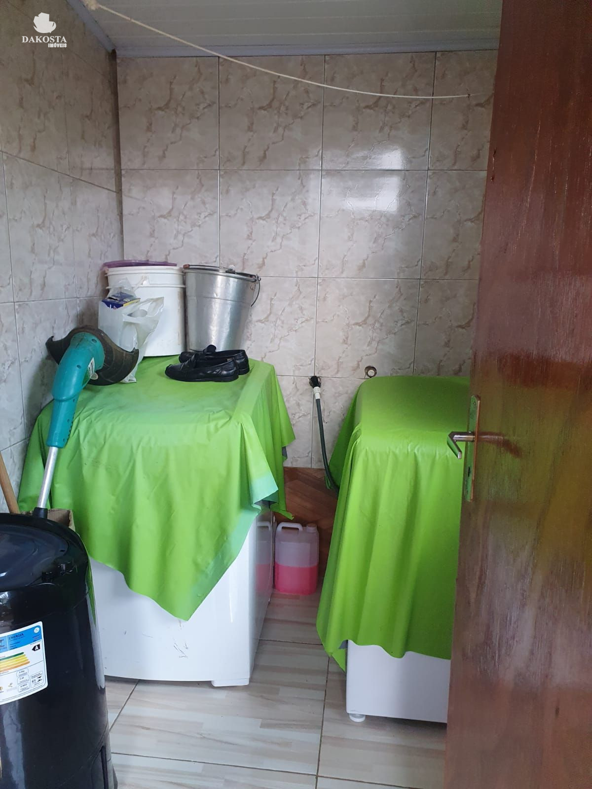 Casa mista com 80 m² e terreno com 220m²