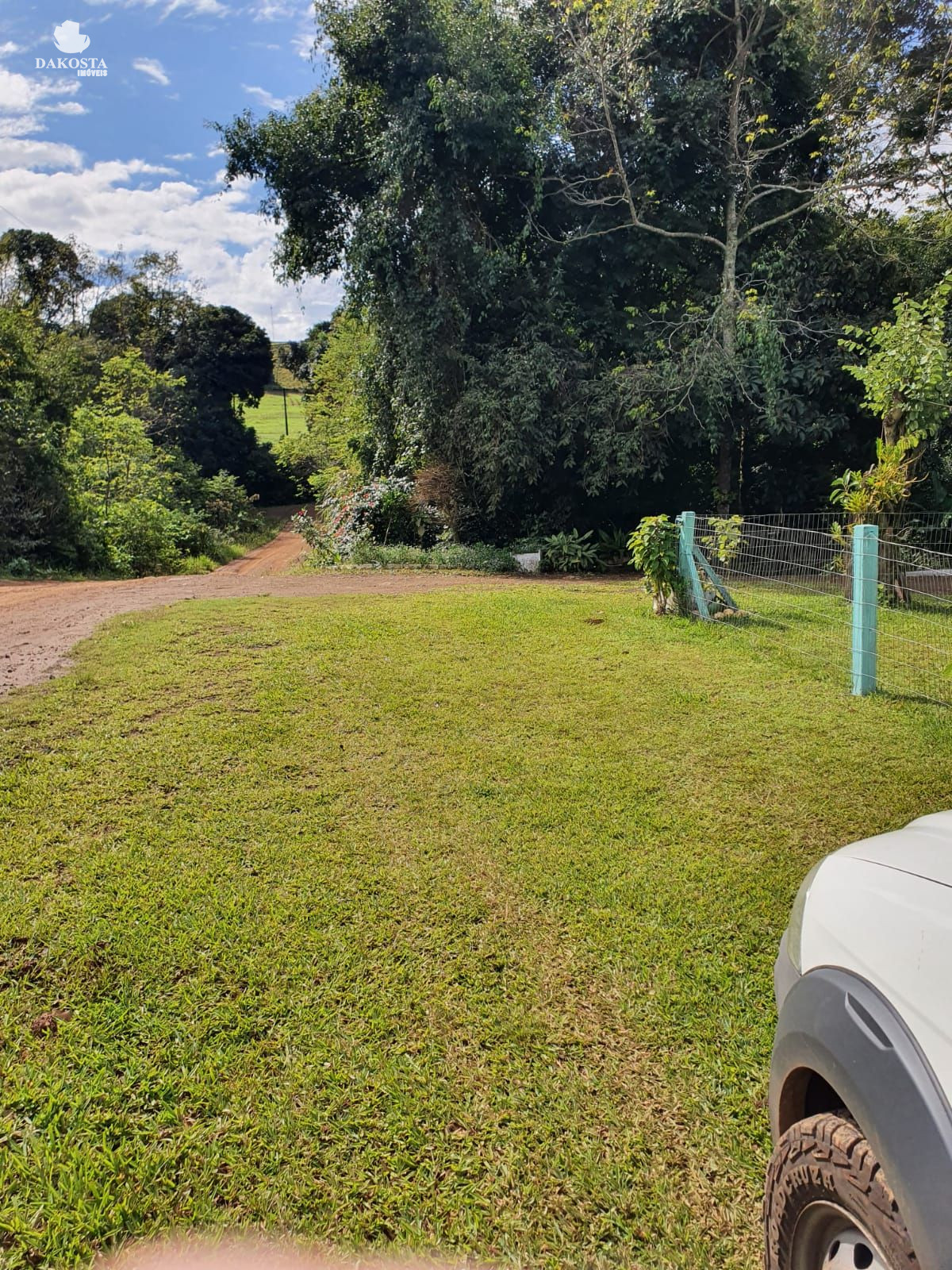 30.000 M² Maravilhosa Chácara divisa com 2 riachos Água nascen...