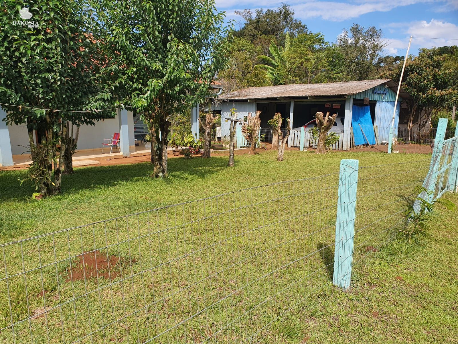 30.000 M Maravilhosa Chcara divisa com 2 riachos gua nascente e Audes
