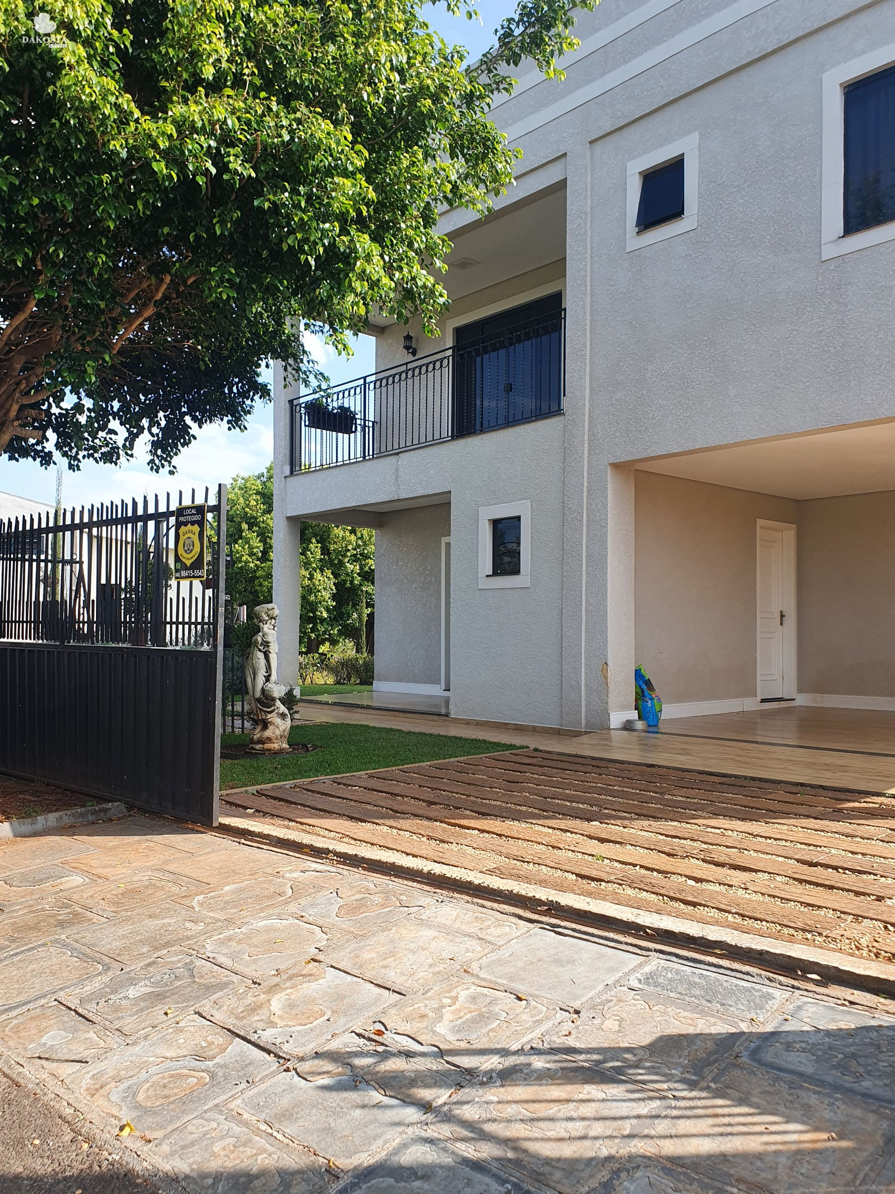 Maravilhosa Casa com 378m² Terreno de 1,700m² piscina Excelent...