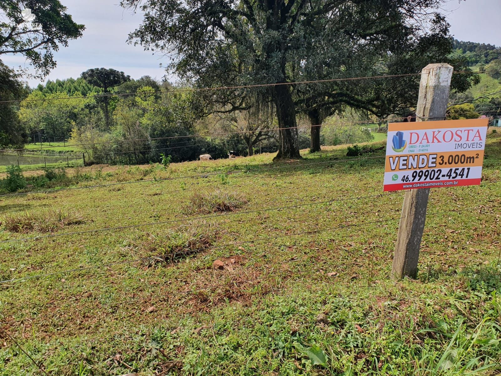 3000M² Linda Chácara plana, toda cercada, dentro da cidade asf...
