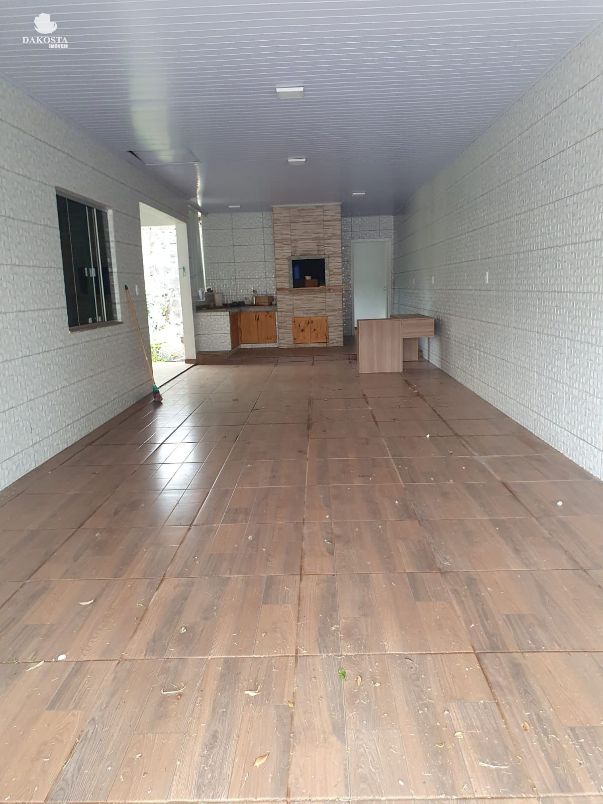 Casa de alvenaria com156m² com laje Terreno com 275 m²