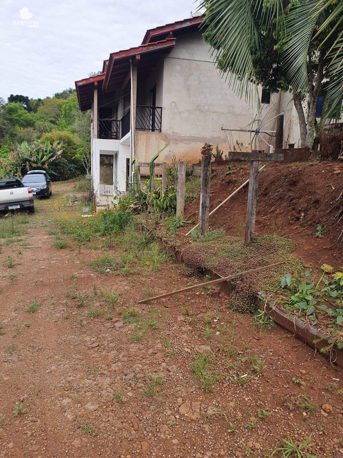 30.000 M Maravilhosa Chcara com Casa de 270m Alvenaria dois pisos