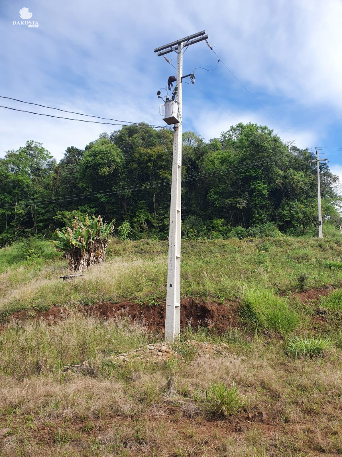 30.000 M Maravilhosa Chcara com Casa de 270m Alvenaria dois pisos