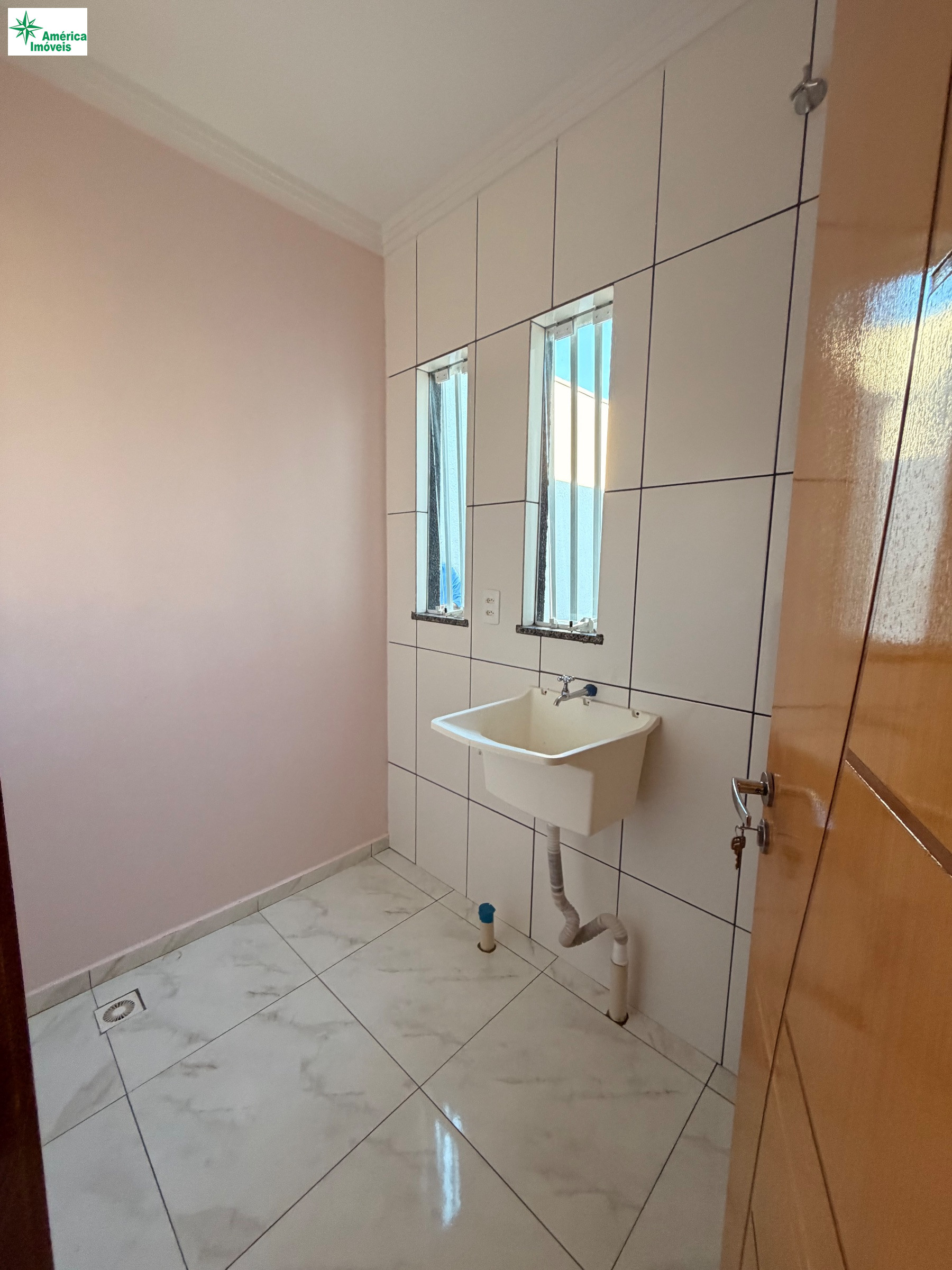 CASA PARA LOCAÇÃO BAIRRO SUDOESTE — foto 2
