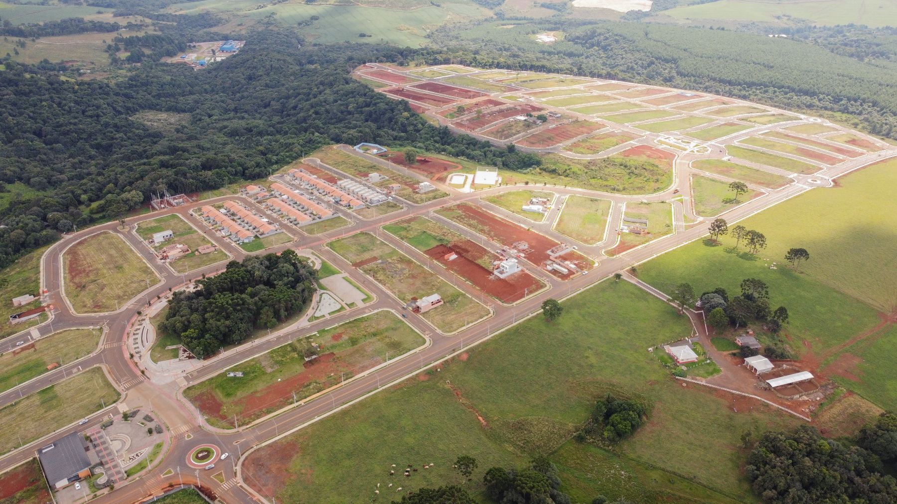  BAIRRO DAS CEREJEIRAS - TERRENOS