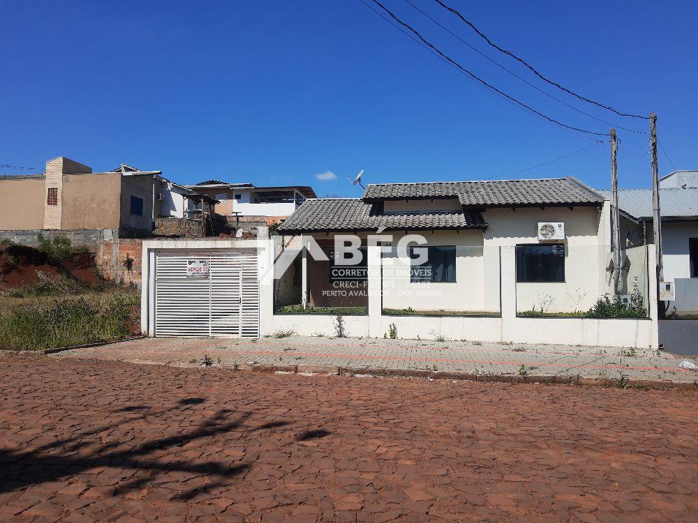 Vendo Linda Casa com 130,00 m  no Loteamento Bandeira 02 em Marmeleiro - PR.