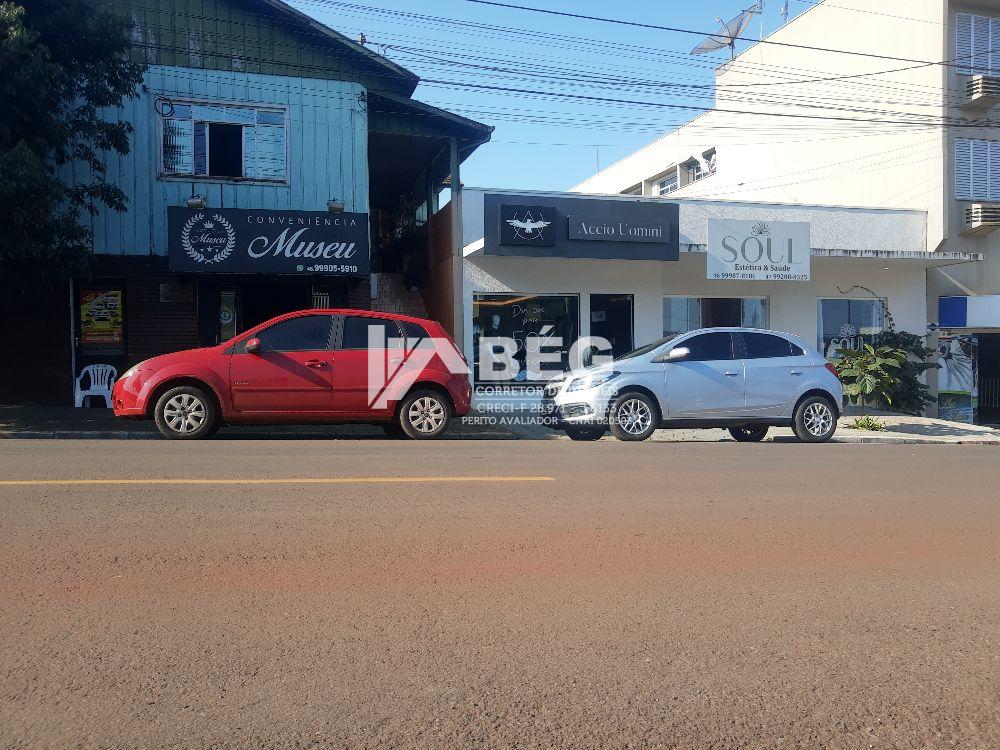 Vendo Imvel no Centro Comercial de Marmeleiro, de Frente a Prefeitura.