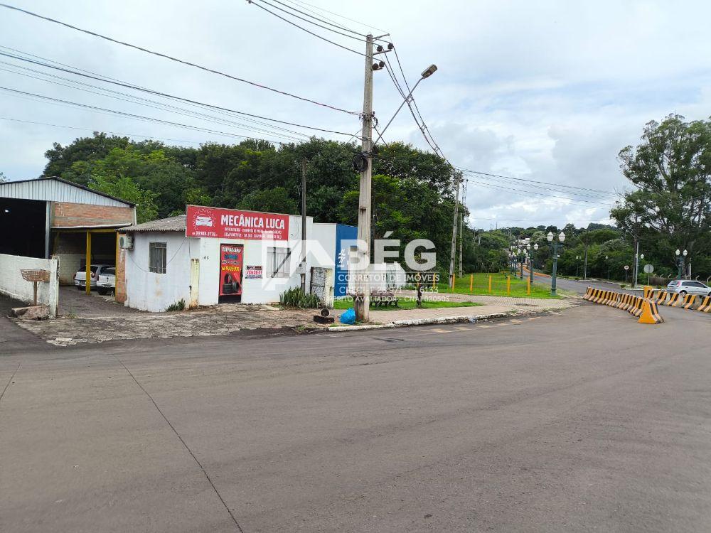 Vendo Imvel Com Barraco de 200,00 m no Centro de Marmeleiro -PR