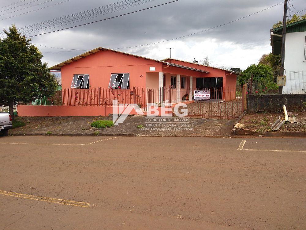 Vendo Casa Com 229,13 m no Bairro Alvorada em Marmeleiro -PR