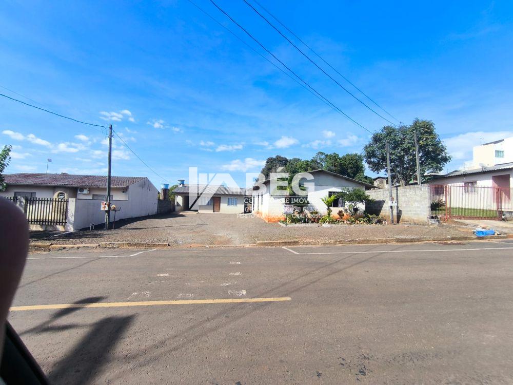 Lote de 1.000,00 m Com 2 Casas de Alvenaria, Bairro Ipiranga em Marmeleiro - PR