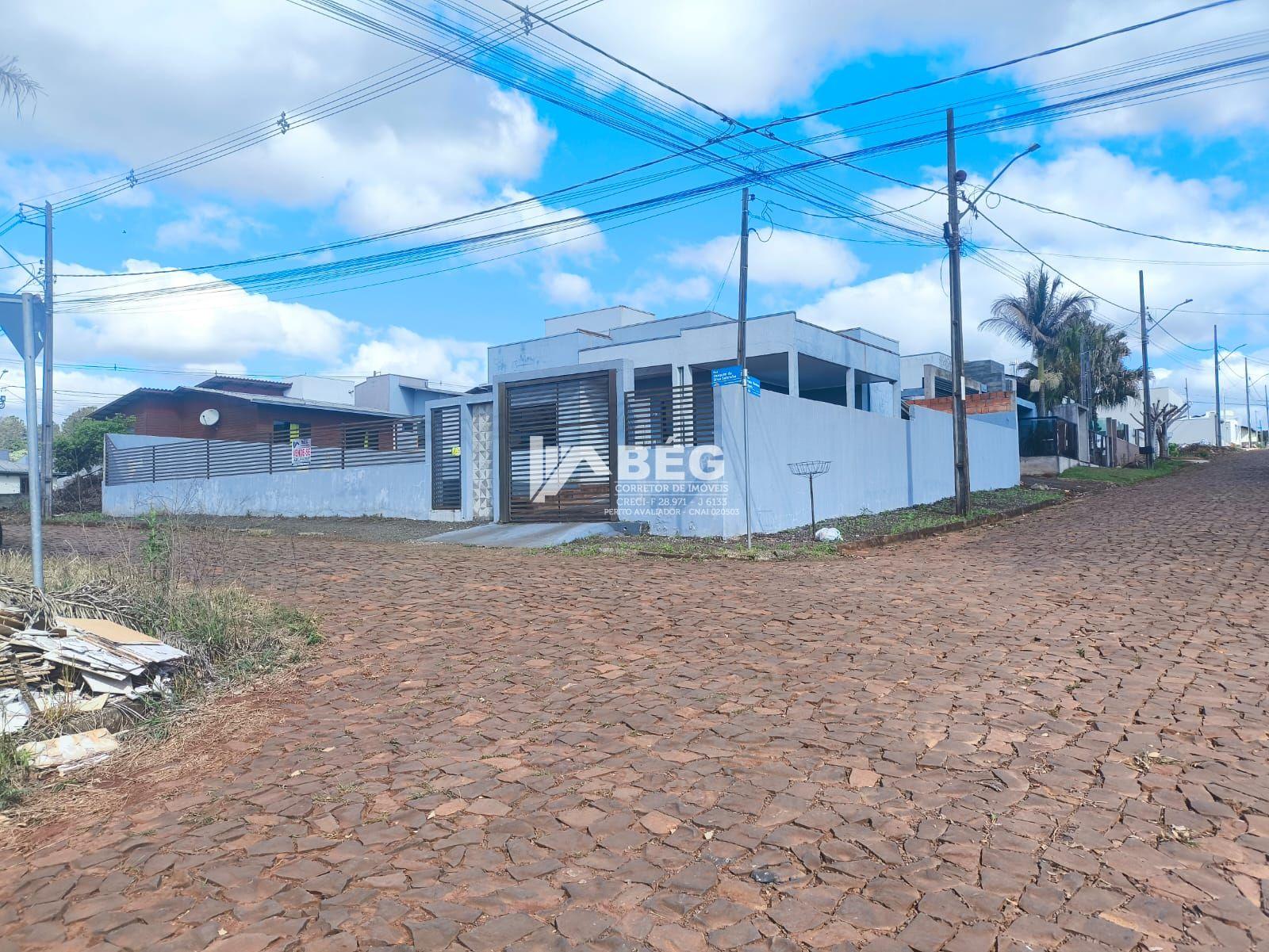 Vendo Casa com 87,29 de rea Construda no Loteamento Coophamar 1, em Marmeleiro