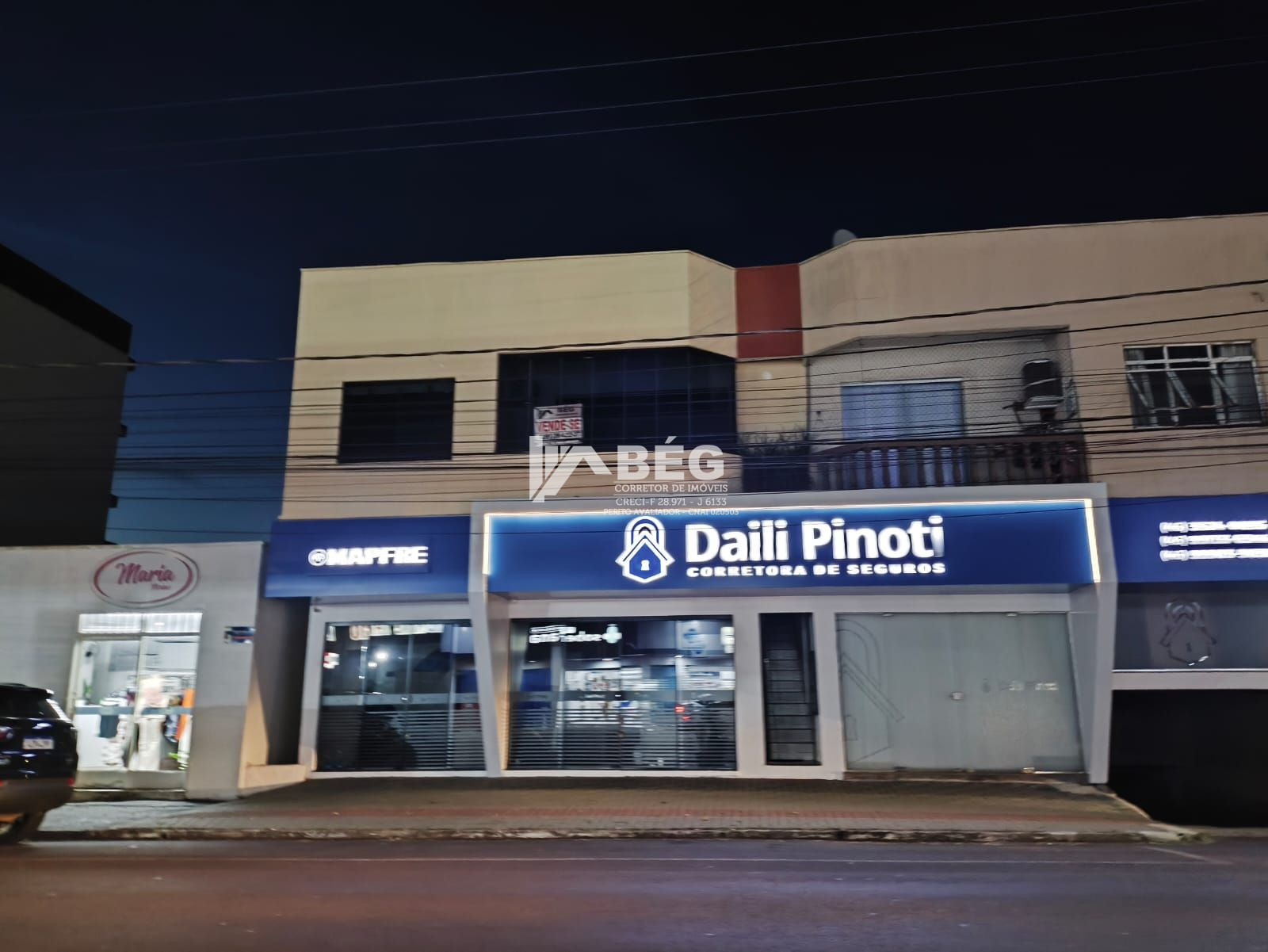 Vendo Apartamento no 2 Piso em excelente Localiza��o na Avenida Uni�o da Vit�ria