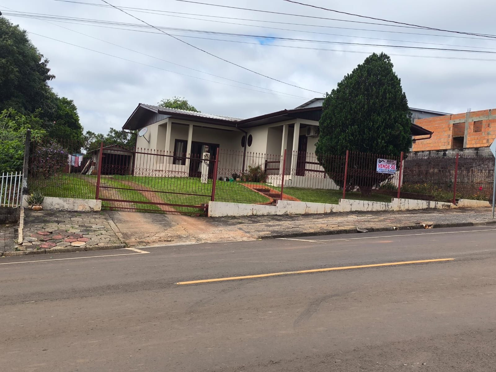Vendo Casa em Excelente Locali��o