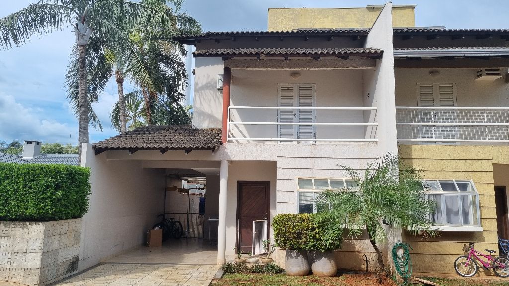 SOBRADO EM CONDOMINIO