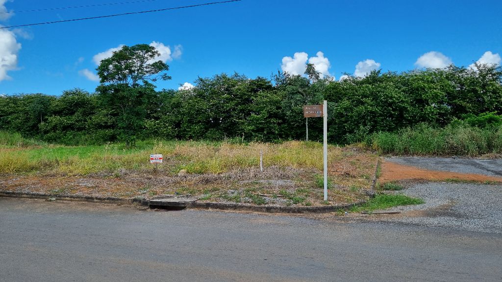 TERRENO COMERCIAL