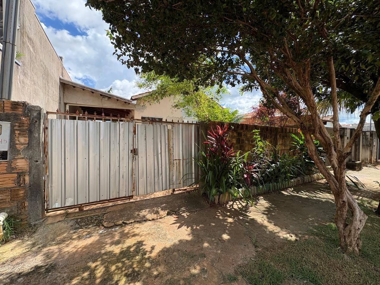 CASA EM ALVENARIA A VENDA