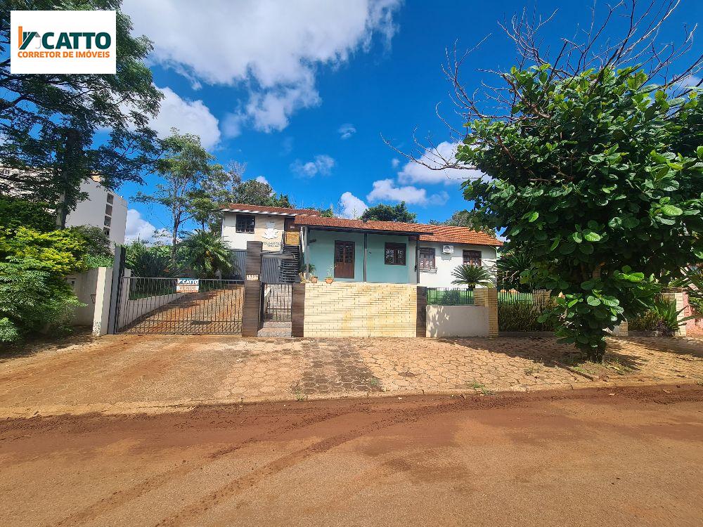OPORTUNIDADE IMPERDVEL: CASA  E SALA COMERCIAL COM LOTE DE 885, CENTRO EM SIO