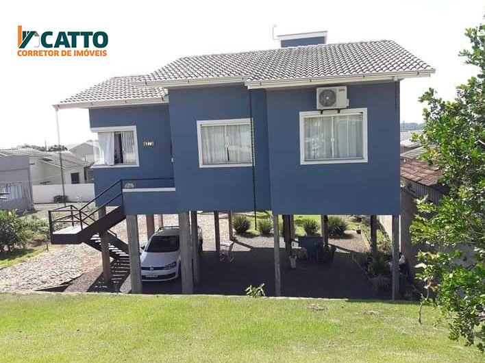 OPORTUNIDADE IMPERDIVEL CASA EM FRENTE A APAE DE SANTA IZABEL DO OESTE