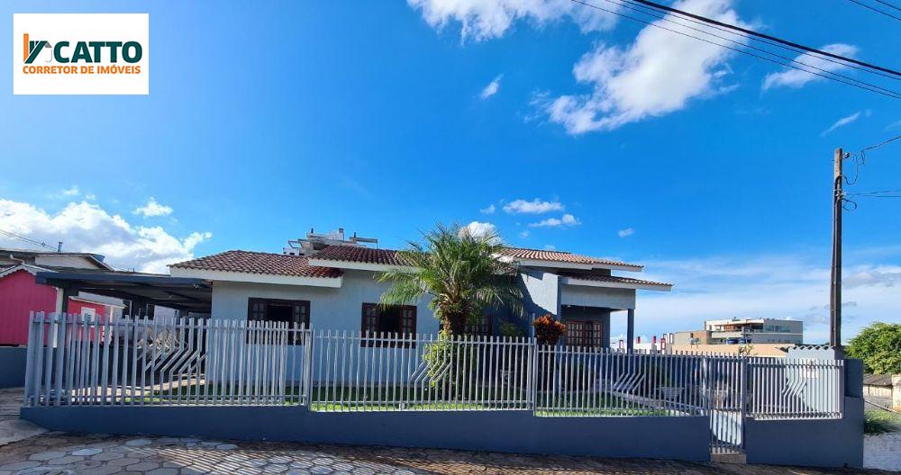 OPORTUNIDADE DE NEGCIO: CASA NA QUADRA EM FRENTE AV DOS PINHEIROS DE 200 M