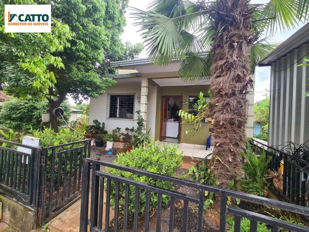 LINDA CASA  PRXIMO AS FABRICAS DE CONFECES EM STA IZABEL DO OESTE 