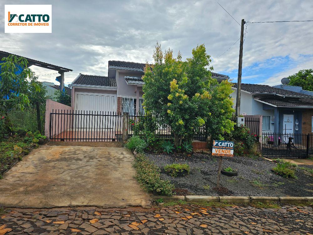 LINDA CASA  DE 90 M   NO BAIRRO 12 DE OUTUBRO 2 QUADRAS DA AV. PRXIMO SEMINRIO