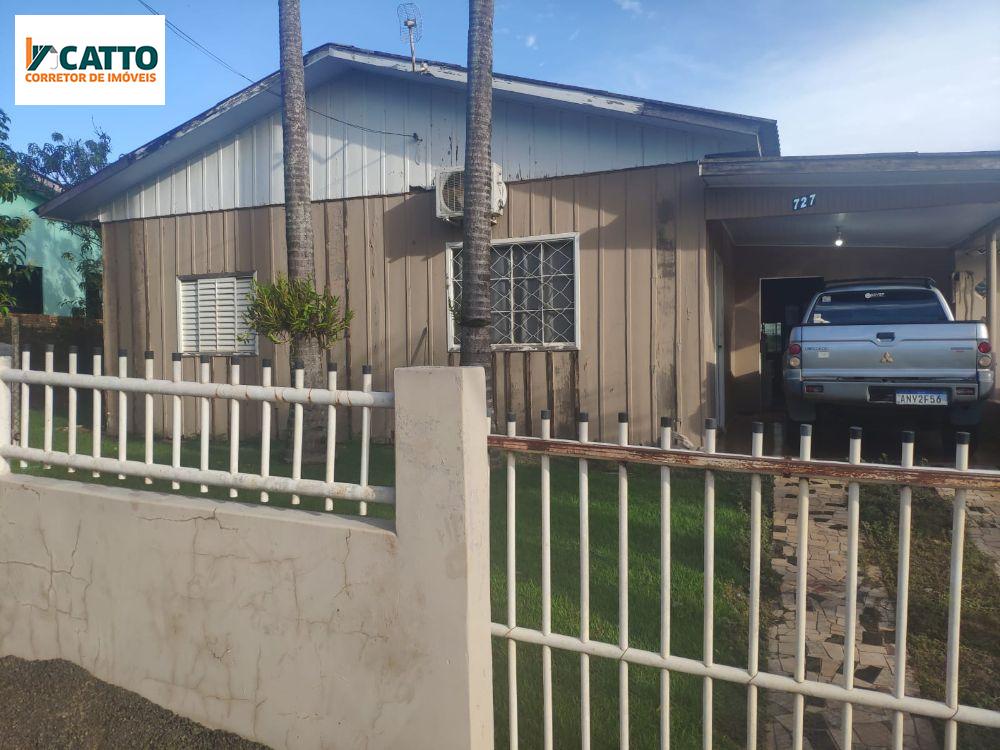  OPORTUNIDADE INCRIVEL : CASA COM 220 m, EM FRENTE AO HOSPITAL EM SANTA IZABEL 