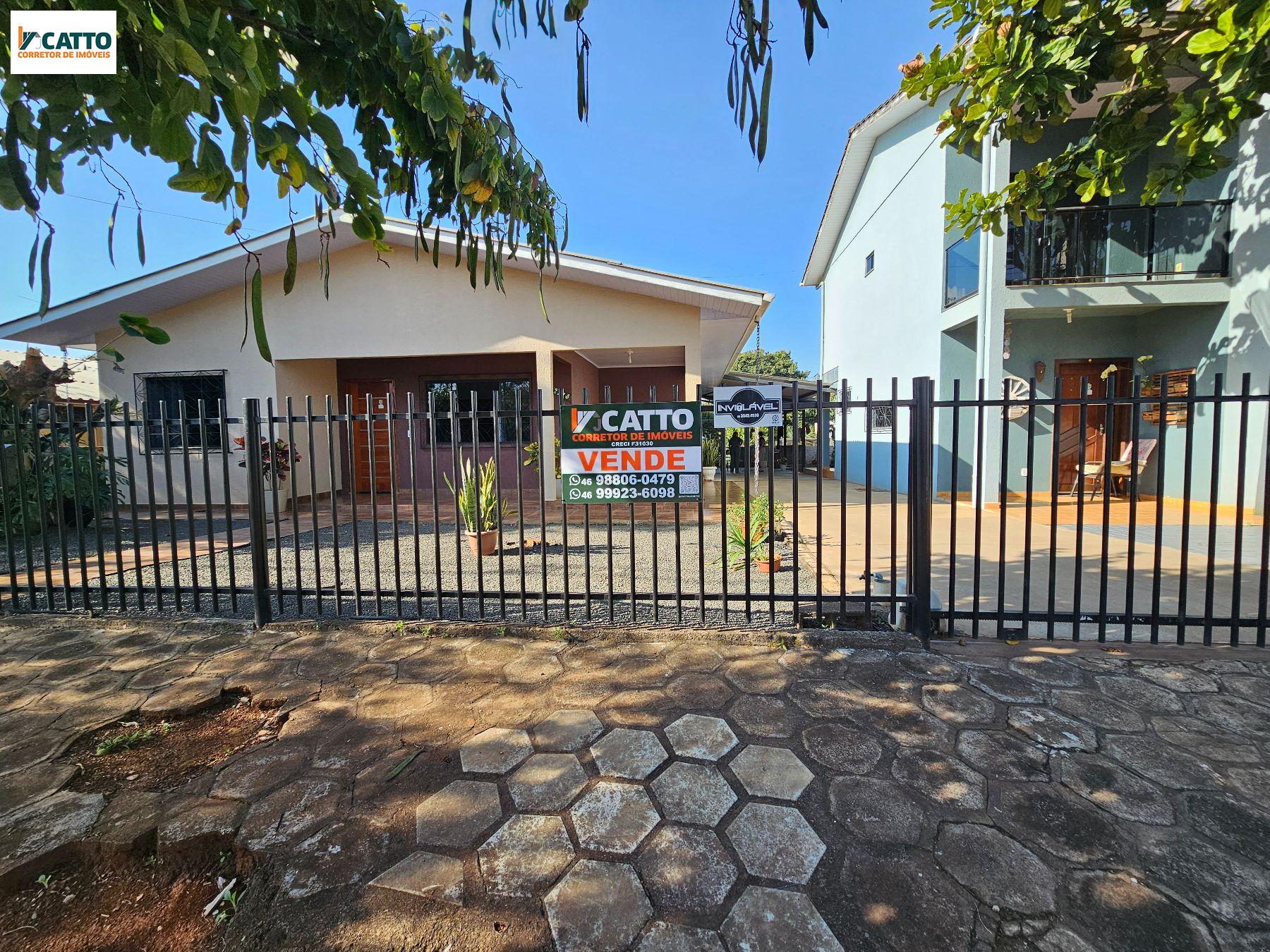 OPORTUNIDADE DE INVESTIMENTO EM FAMILIA: CASA + SOBRADO NO MESMO TERRENO  SIO 