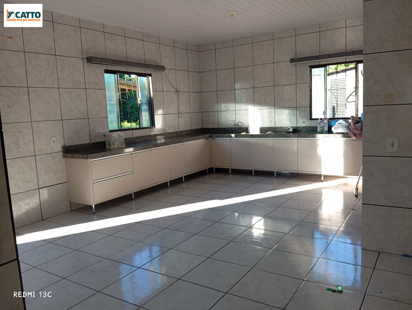 J Catto Im�veis em Santa Izabel do Oeste PR